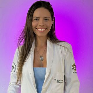 Ampliar imagem: Mariana De Gois Sabatini, Dermatologista Rio de Janeiro