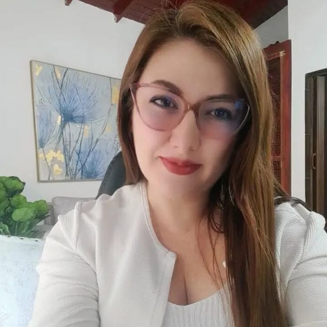 Cristina Yepes Arango, Psicólogo Bello