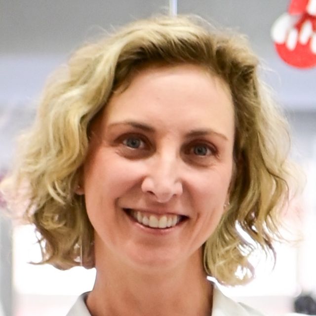 Mariana Faucz Munhoz da Cunha, Pediatra Curitiba