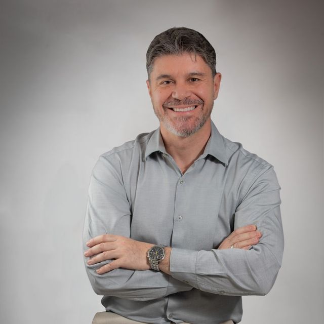 Joel Pola, Dentista Santo André, SP