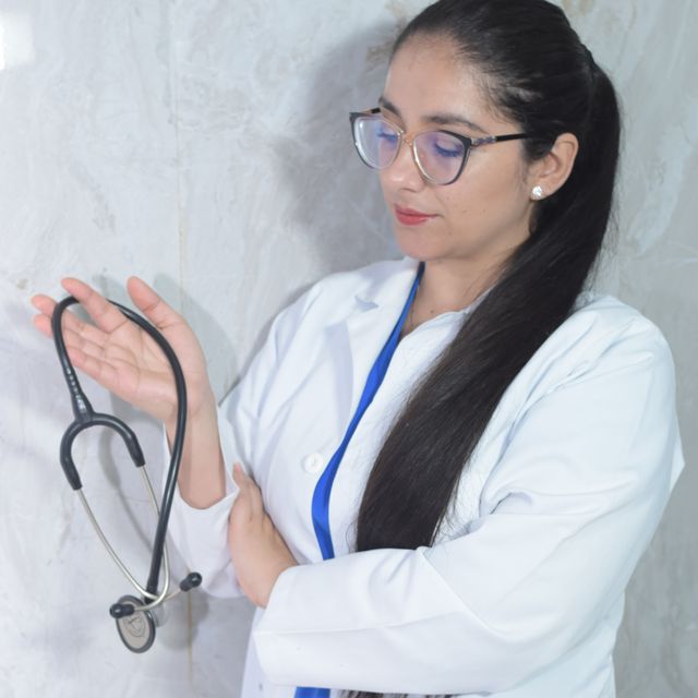 Jhenny Milena Delgado Morales, Médico general Puerto Asís