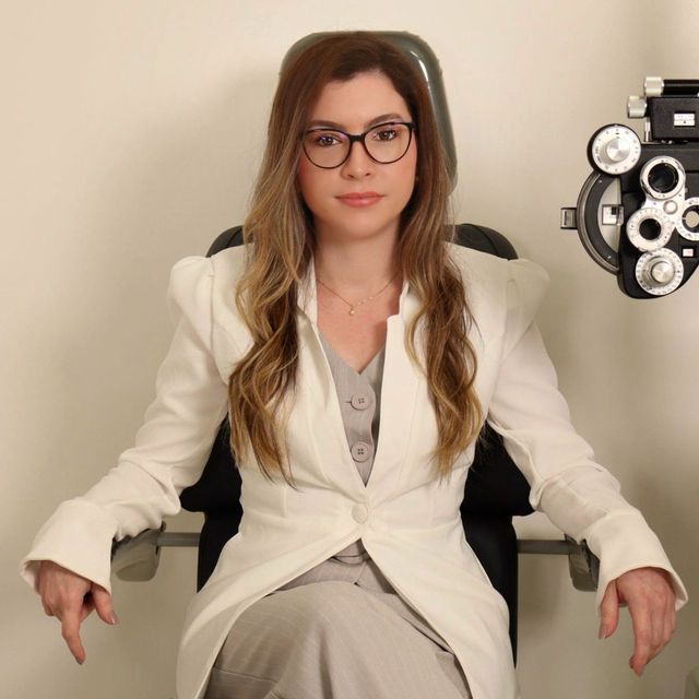 Jeanne Dayse de Medeiros Matias ., Oftalmologista João Pessoa