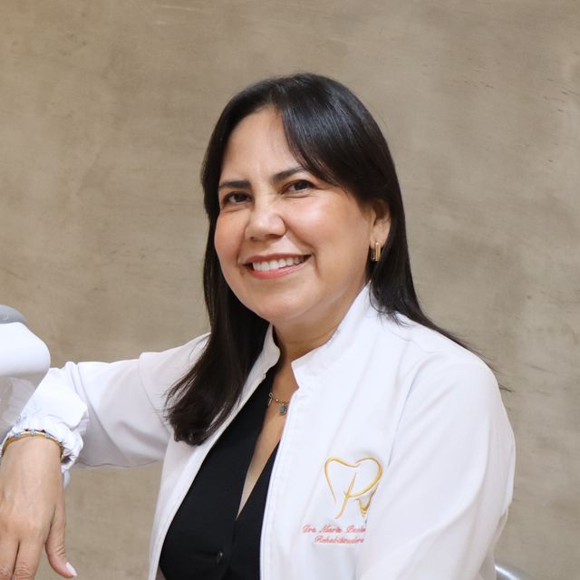 María Paola Peña Borrero, Odontólogo Barranquilla