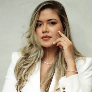 Ampliar imagem: Nayanny Lima, Gastroenterologista São Paulo