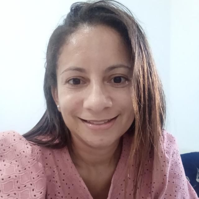 Débora Valença, Fisioterapeuta São Paulo