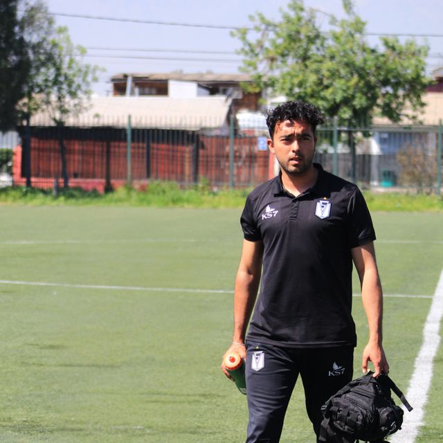 Felipe  Lazo, Kinesiólogo Santiago