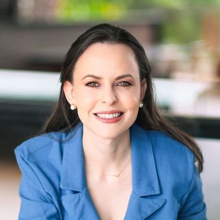 Ampliar imagem: Lauren Jost, Médico clínico geral Rio de Janeiro