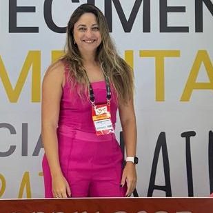 Vanessa Algemiro, Psicólogo Macaé