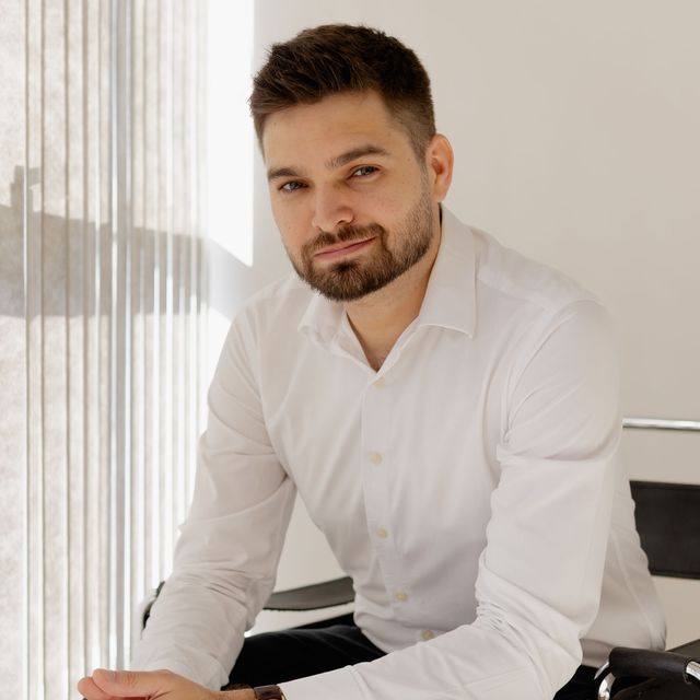 Lucas Cavalcanti, Otorrino Ribeirão Preto