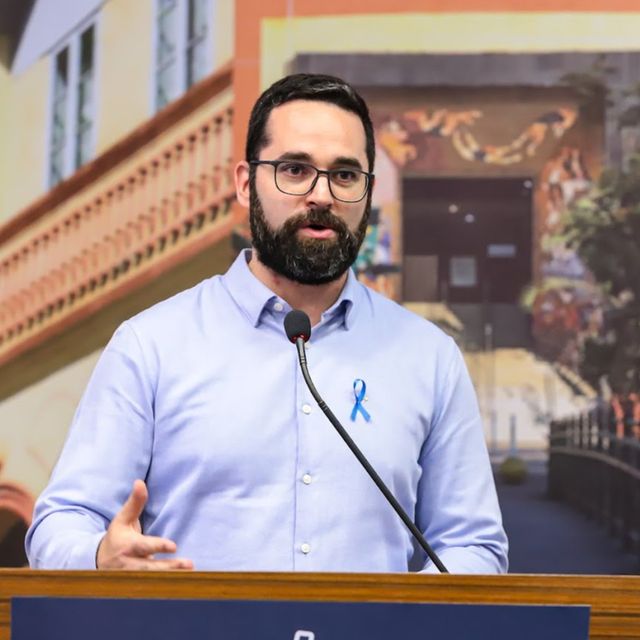 Luis Eduardo Contin Carvalho, Urologista Joinville