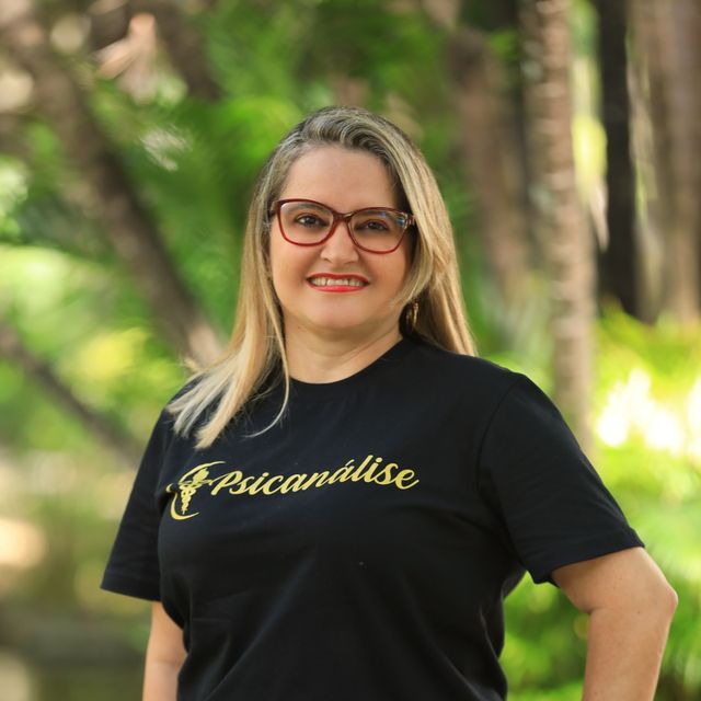 Evania Galindo, Psicanalista Recife