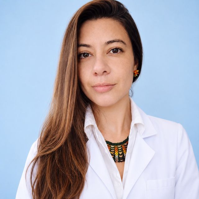 Ana Vega, Pediatra Pasto