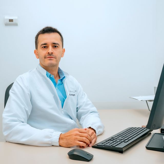 Andrés Delgado Montoya, Urólogo Medellín