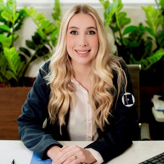 BRUNA  LUSTOSA FERREIRA, Cirurgião vascular Bragança Paulista
