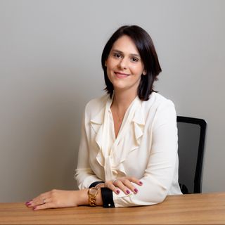 Dra. Aline Terensi Morais