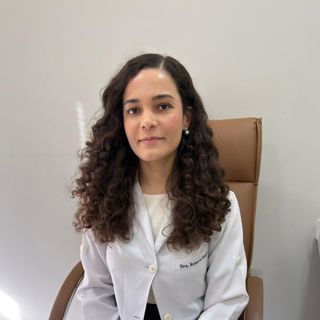 Roberta Almeida Ramos, Nutrólogo Santos