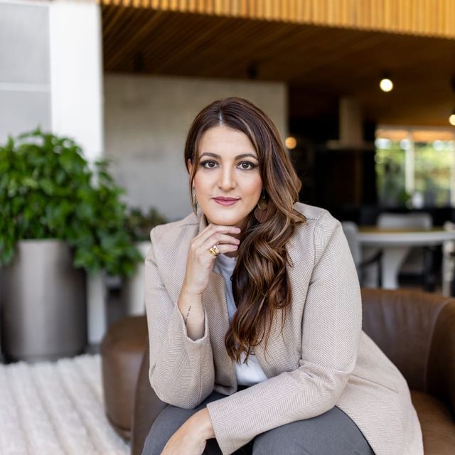 Mariana Zanetti Paiva, Médico clínico geral Londrina