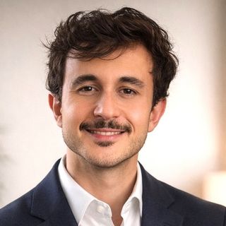 Dr. Henrique Arenare de Oliveira