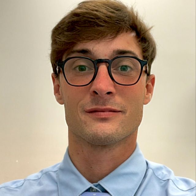 Victor Berçot, Reumatologista São Paulo