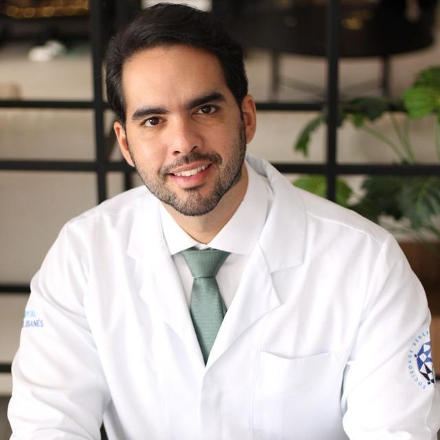 Fernando Barcelos, Ortopedista - Traumatologista São Paulo