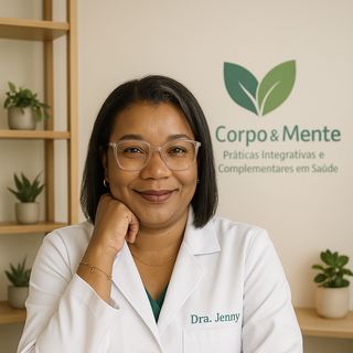 Ampliar imagem: Jenny Reyes Fines Bueno, Médico clínico geral Porto Alegre