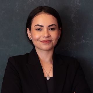 Dra. Bruna Jorge de Lemos