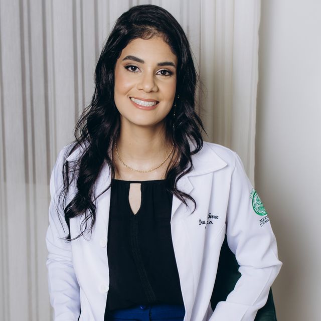 Gabriela Marques Ferraz, Generalista Brasília