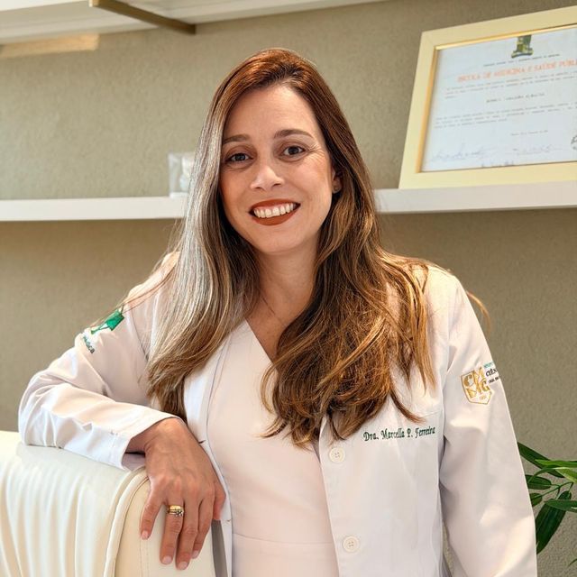 Marcella  Ferreira, Reumatologista São Lourenço
