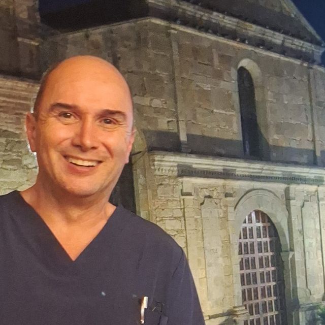 Gabriel Bayona Afanador, Cirujano vascular Bogotá