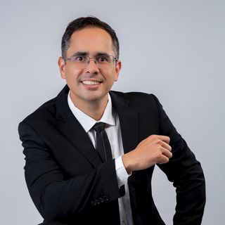 Ampliar imagem: Lucas Menezes Marques, Endoscopista Aracaju