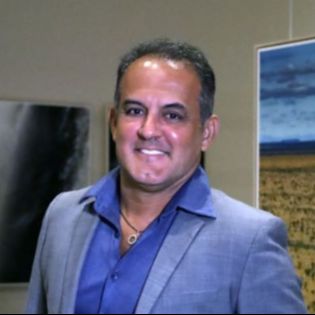 Cassiano  Rocha de Medeiros, Dentista Goiânia