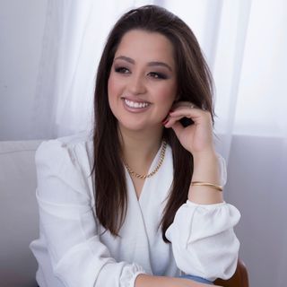 Camile Claire dos Santos , Dentista Curitiba