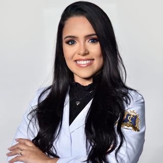 Ampliar imagem: Franciele Ávely, Médico clínico geral Rio de Janeiro