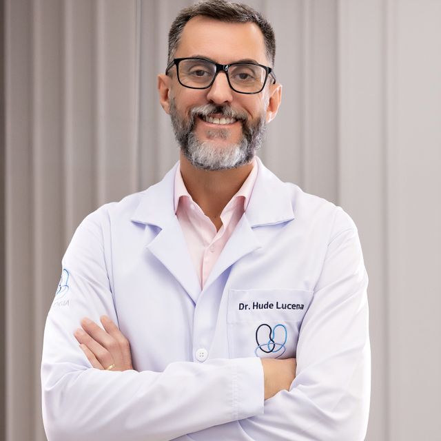 Hude Lucena, Urologista Caruaru