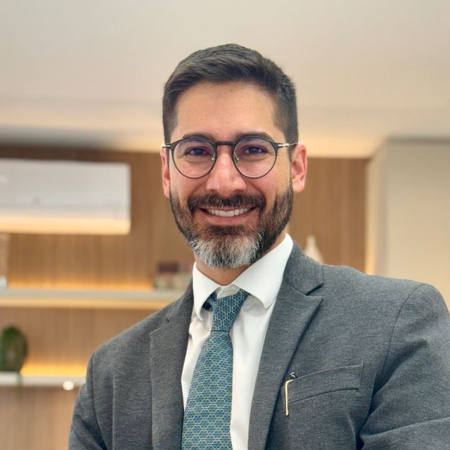 Marcelo Toledo Curti, Neurocirurgião São Paulo