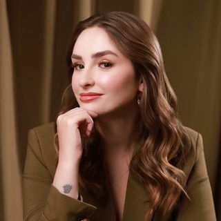 Ampliar imagem: Ana  Kappes, Especialista em Medicina Estética Curitiba