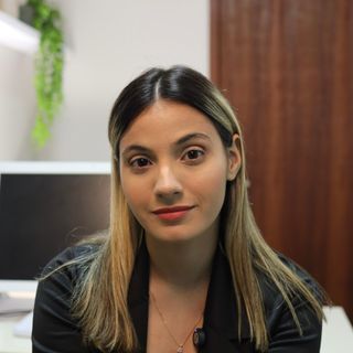 Sarah de Almeida Carvalho, Especialista em Clínica Médica Maceió