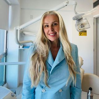 Dra. Juliana Perrone