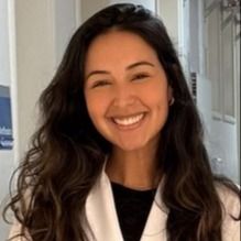 Camila Quiza Vargas ., Oftalmologista Rio de Janeiro