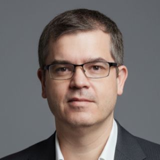 Ampliar imagem: Juliano Plastina, Urologista Maringá