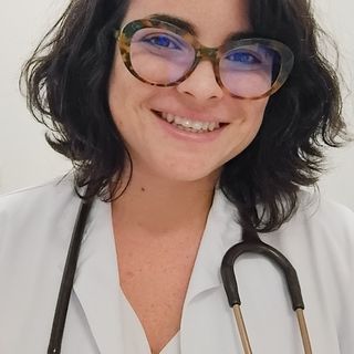 Ampliar imagem: Clara Gouveia, Generalista Betim