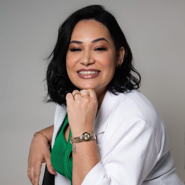 Fernanda  Castro Manhães, Ginecologista Bom Jesus Do Itabapoana