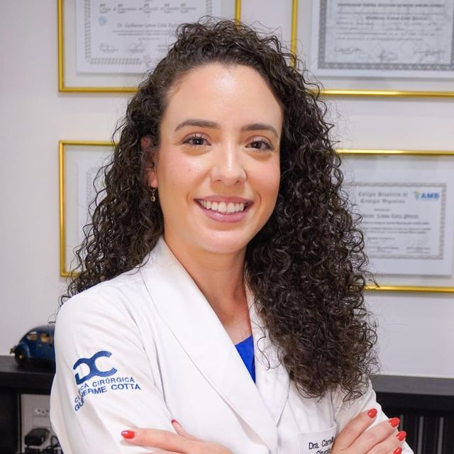Camilla Farias De Souza Cruz, Cirurgião geral Rio de Janeiro