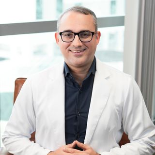 Gustavo  Duran, Cirurgião geral Salvador