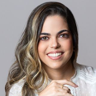 Ampliar imagem: Ana Clara Barcelos da Silva Souza, Gastroenterologista Salvador