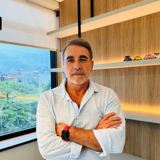 Adyr Eduardo Virmond Faria, Cirurgião pediátrico Porto Alegre