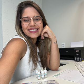 Ampliar imagem: Luiza Porto, Pediatra Salvador