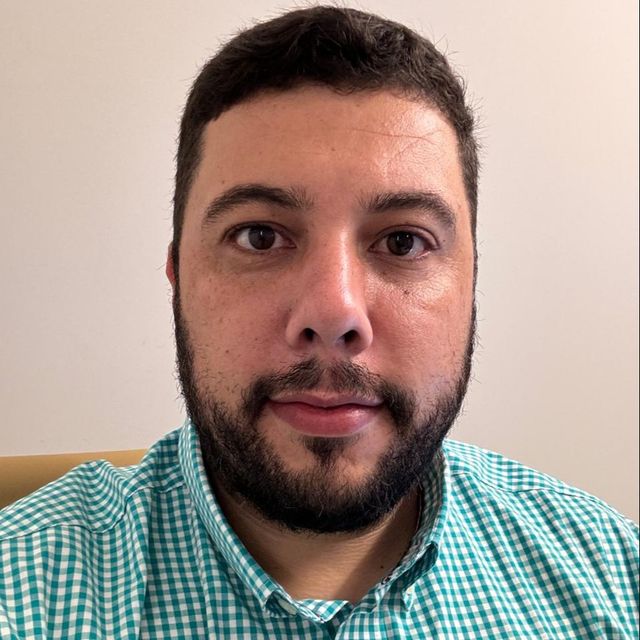 Gustavo Camporez Côco .