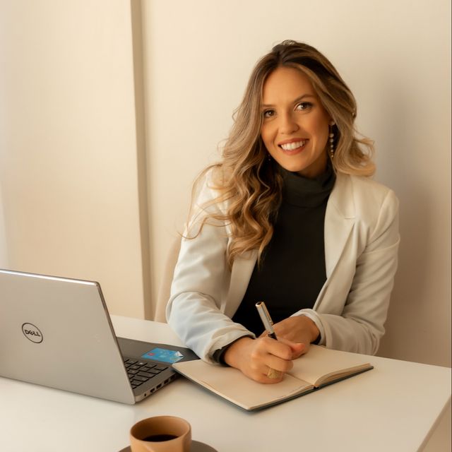 Paolla Giovanna  Rossito de Magalhaes, Neurologista Belo Horizonte