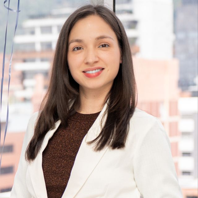 Lillian Barreno, Dermatólogo Cajicá